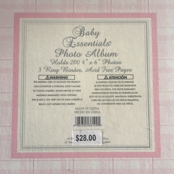 Pink and white baby girl photo album. Holds 200 4x6 photos. - Picture 3 of 9
